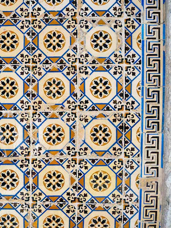 Tiles in Sesimbra