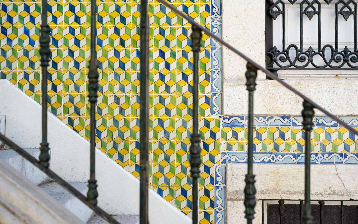 Tiles in Sesimbra