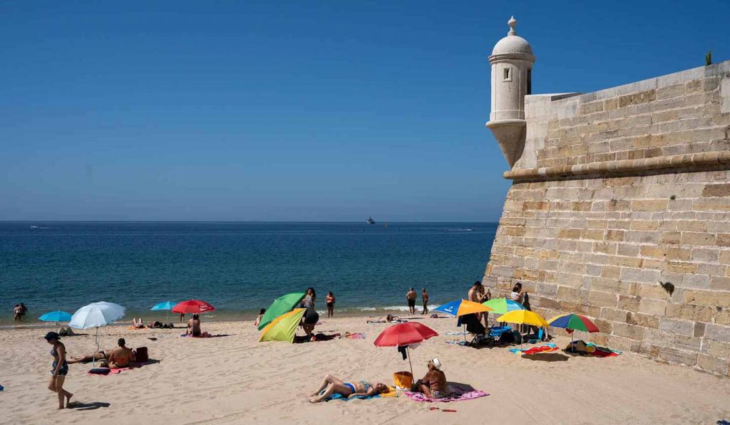 Sesimbra is one of the best day trips from Lisbon