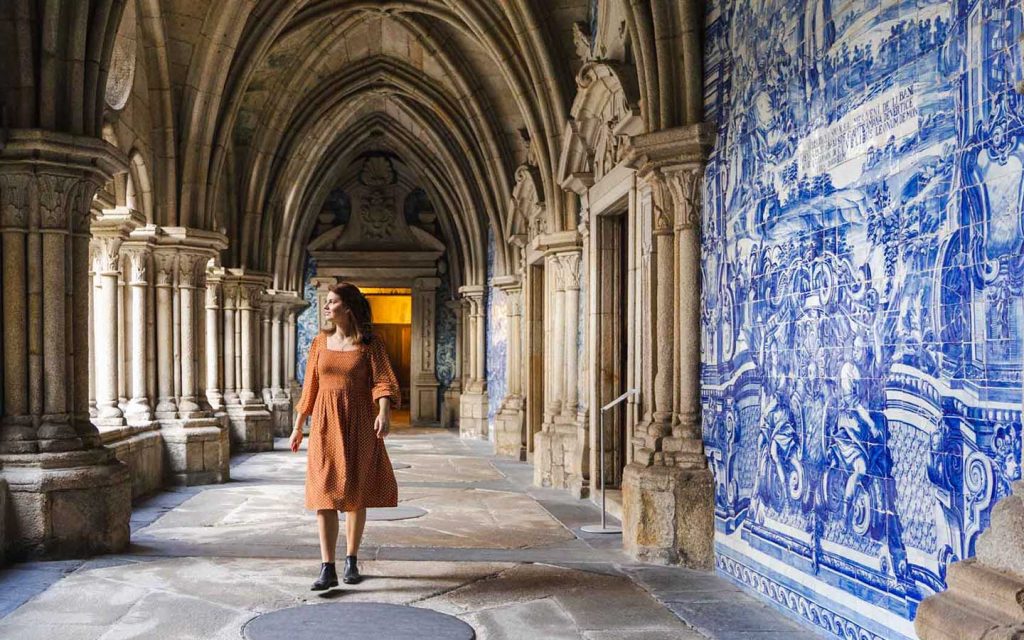 Sé Cathedral do Porto is filled with amazing tiles