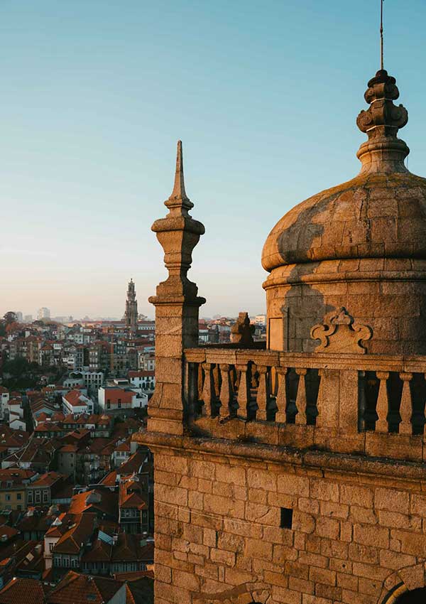Sé Cathedral do Porto is the best place for sunset