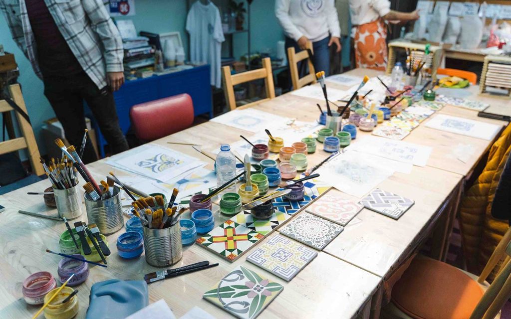 Gazete Azulejos tile workshop Porto