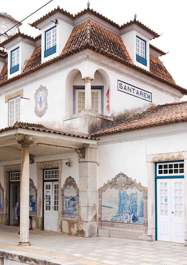 Estação de Santarém Train Station tiles azulejos