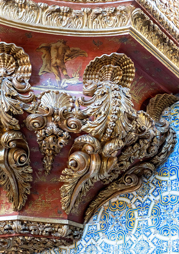 Details of São Miguel Chapel - University of Coimbra