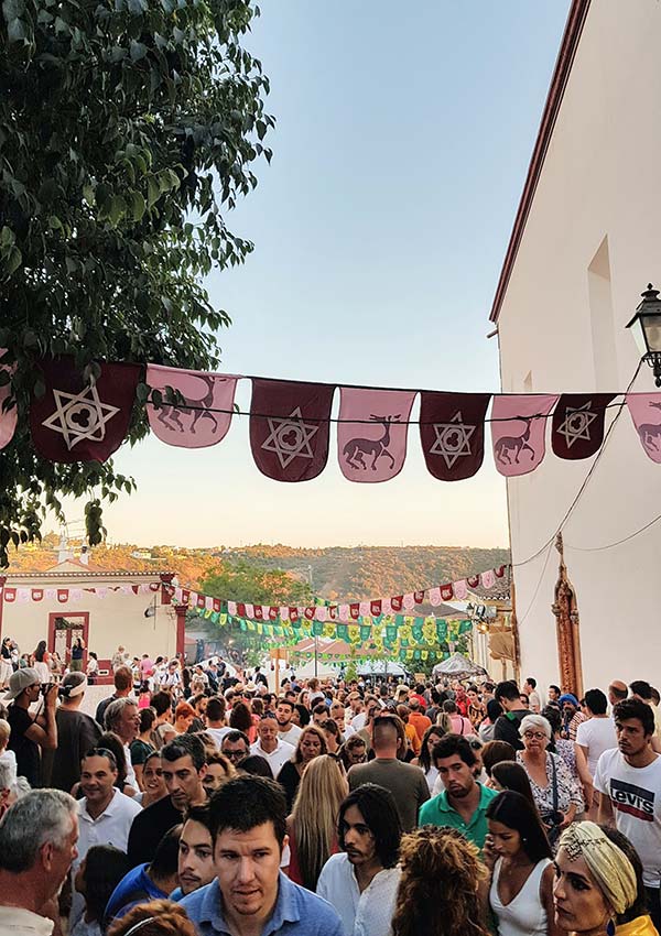 Silves Medieval Fair crowds