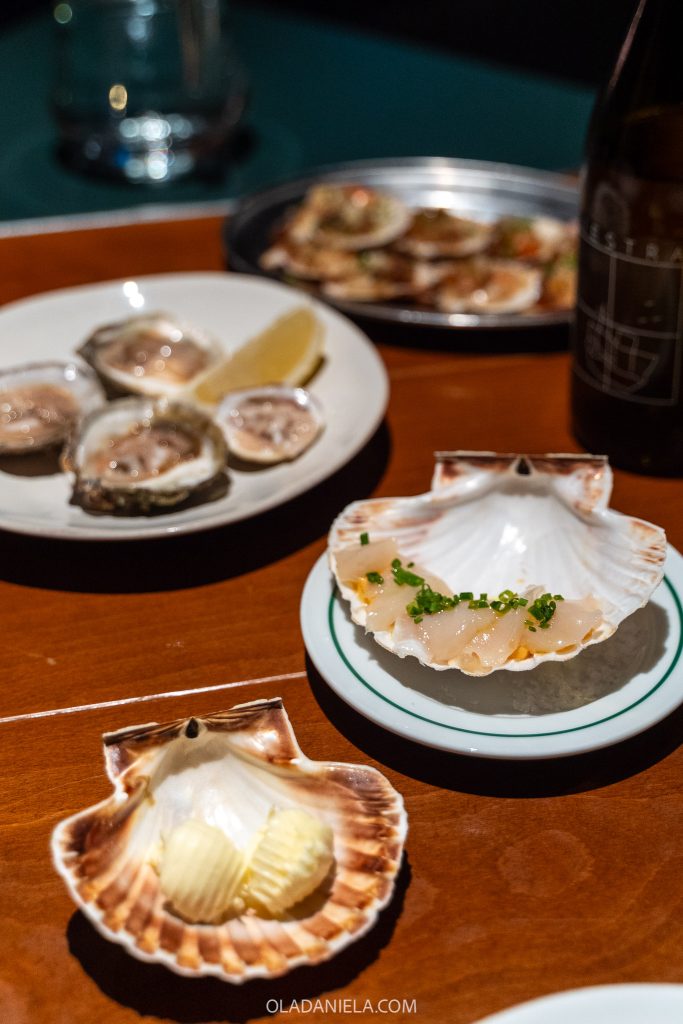 Scallops at Abastos 2.0 in Santiago de Compostela, Galicia