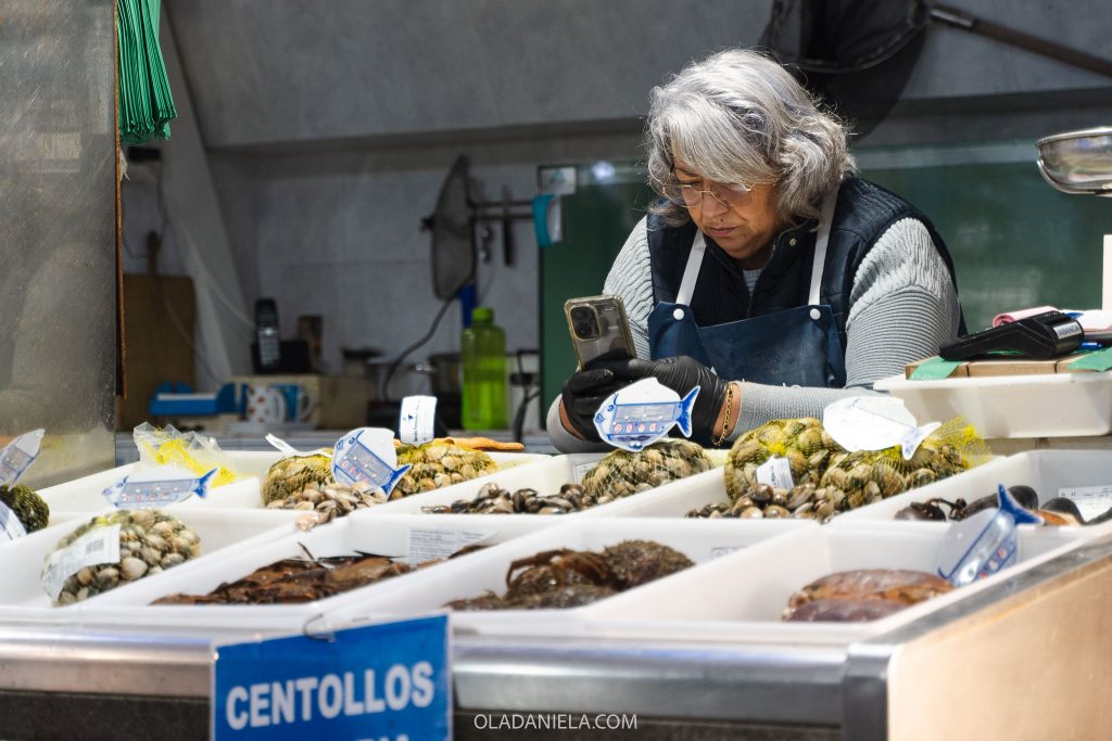 Fishmonger at the Mercado de Abastos